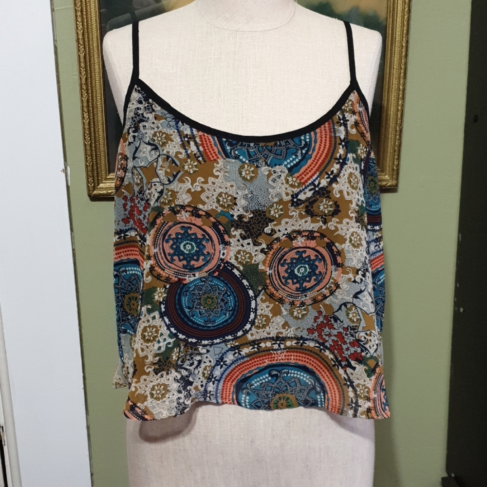 Adorable spaghetti strap flowy top